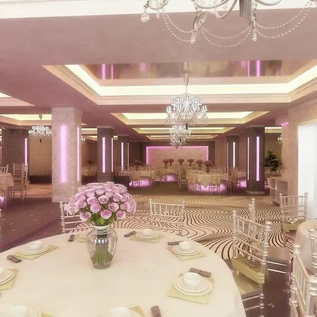 Dalin Hotel 3*